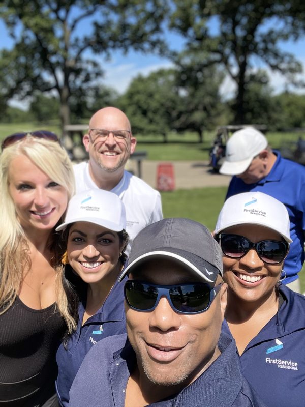 Randy Grimes shows how to take a proper group shot.